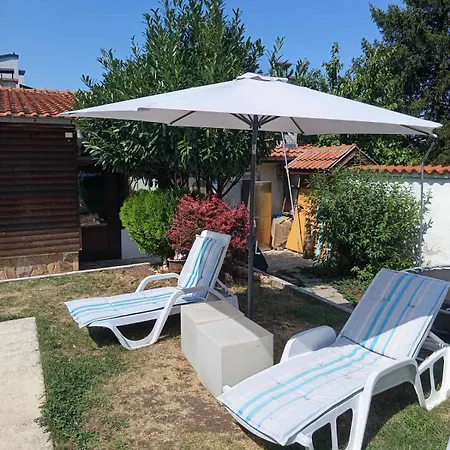 Lea Hause With Swimming Pool,jacuzzi In Vitosha Montain And Free Parking Szófia