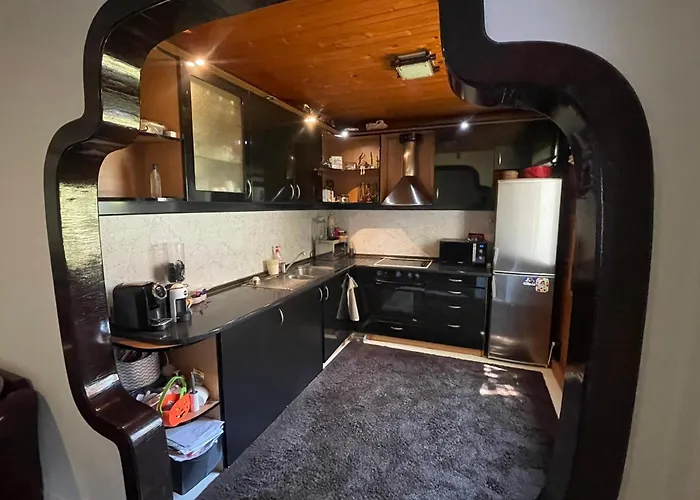 Lea Hause With Swimming Pool,jacuzzi In Vitosha Montain And Free Parking Willa *