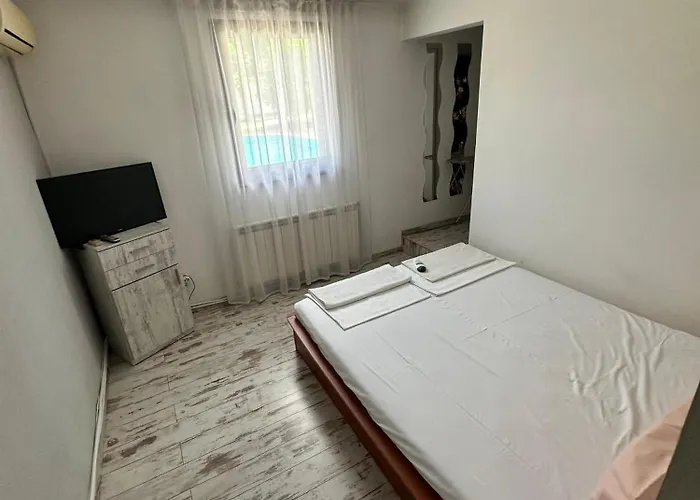 Lea Hause With Swimming Pool,jacuzzi In Vitosha Montain And Free Parking *