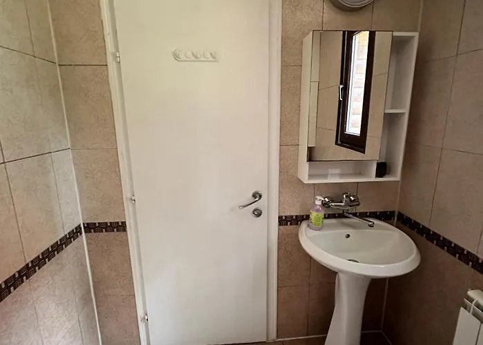 Lea Hause With Swimming Pool,jacuzzi In Vitosha Montain And Free Parking Willa Sofia