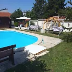 Vila Lea Hause With Swimming Pool,jacuzzi In Vitosha Montain And Free Parking Sofie