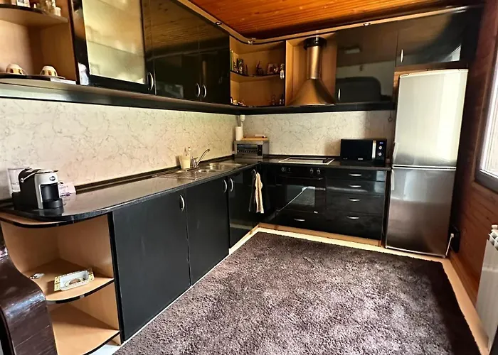 Lea Hause With Swimming Pool,jacuzzi In Vitosha Montain And Free Parking Willa *